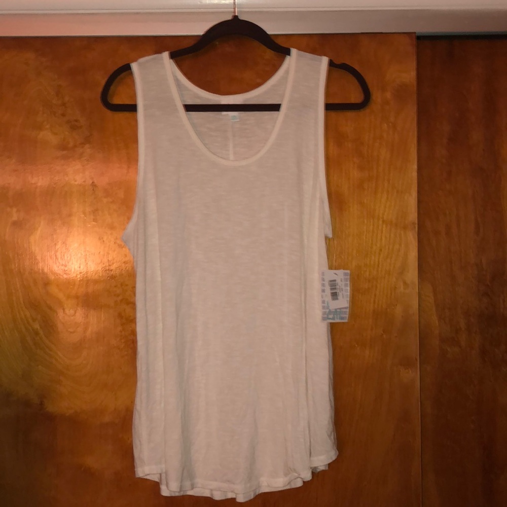 LuLaRoe White Tank top 2xl